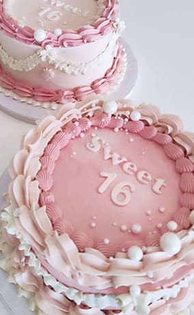 Vintage Barbie Kakku